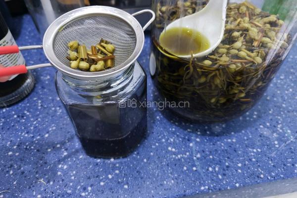 自制花露水的做法图解4