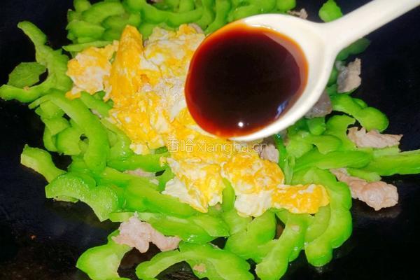 肉片苦瓜炒蛋的做法图解8