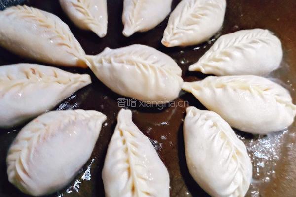 冰花煎饺的做法图解2