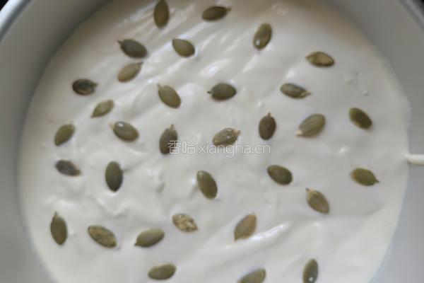 南瓜子芋泥豆乳戚风蛋糕的做法图解14
