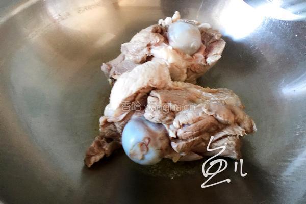 酸菜炖大骨的做法图解5