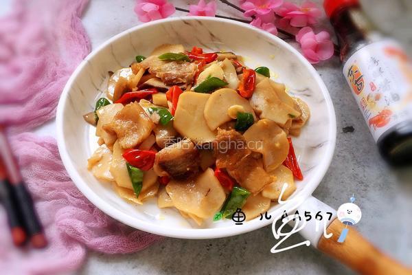 杏鲍菇炒肉片