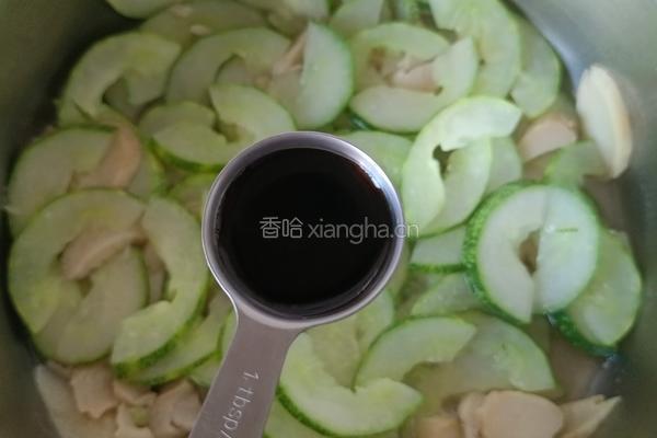 黄瓜滑肉片拌荞麦面的做法图解7
