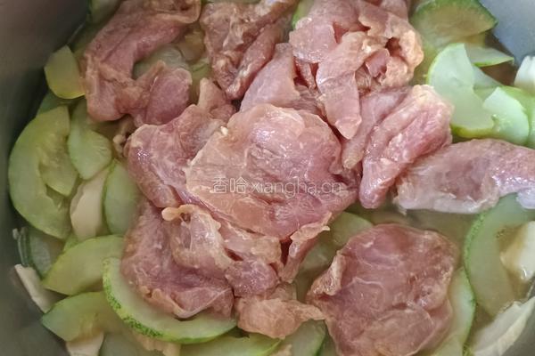 黄瓜滑肉片拌荞麦面的做法图解9
