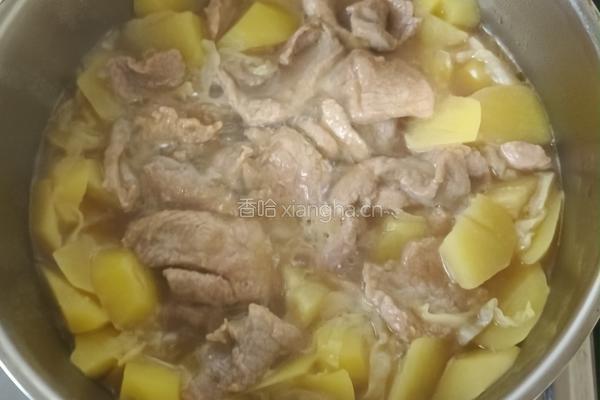 减脂餐土豆炖肉荞麦面 的做法图解7