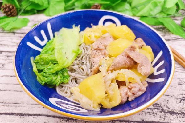 减脂餐土豆炖肉荞麦面 的做法图解14