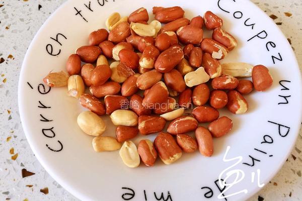 菠菜拌花生米的做法图解2