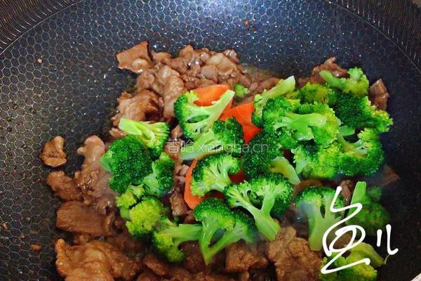 西兰花炒牛肉的做法图解17