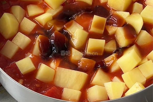 番茄牛豆肥牛煲的做法图解5