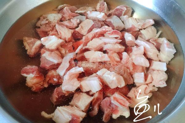 红焖牛肉的做法图解1