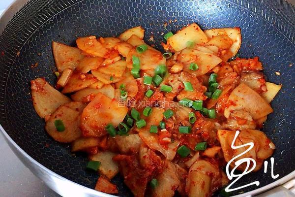 辣白菜土豆片的做法图解11