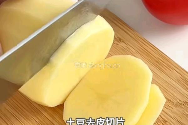 肉沫番茄饼的做法图解1
