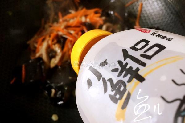 芹菜木耳炒肉丝的做法图解11