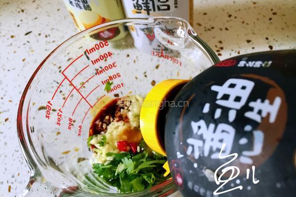 黄瓜拌木耳的做法图解8