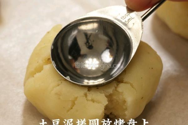 彩椒鸡肉土豆碗的做法图解3