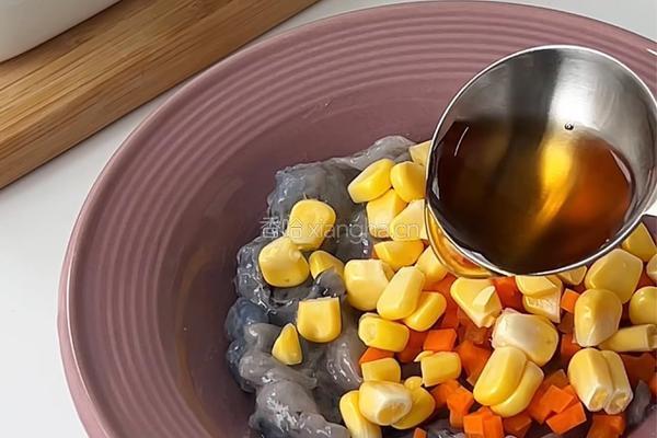 土豆虾滑卷的做法图解2