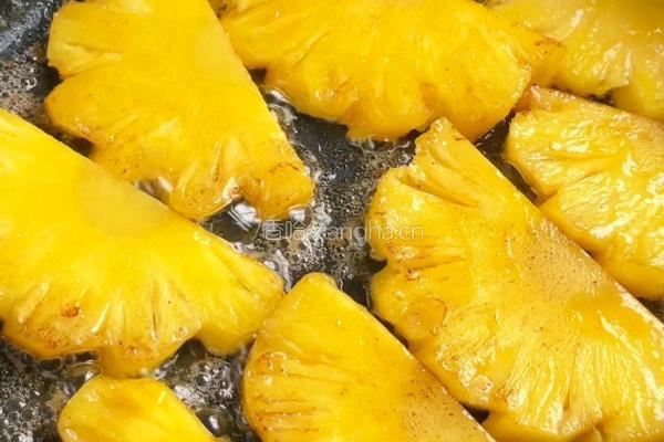 菠萝牛肉三明治的做法图解5