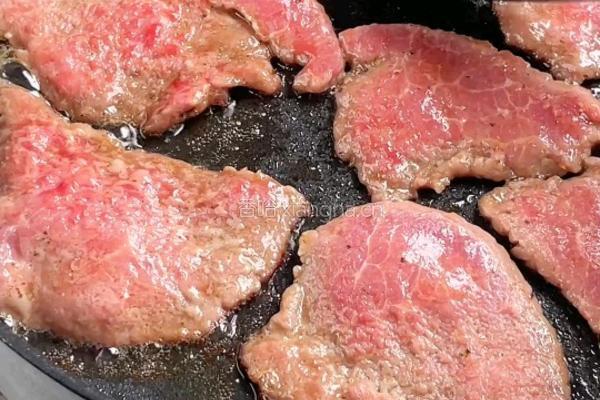 菠萝牛肉三明治的做法图解6