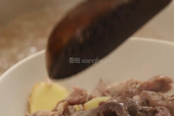 凉拌香菜牛肉的做法图解2