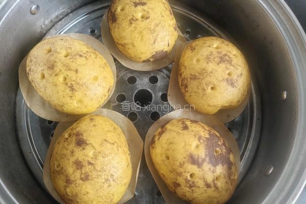 土豆奶黄包的做法图解11