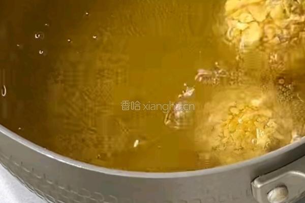 黑松露薯片芝士虾球的做法图解6
