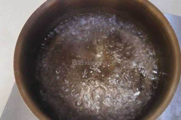 山药萝卜时蔬小米粥的做法图解3