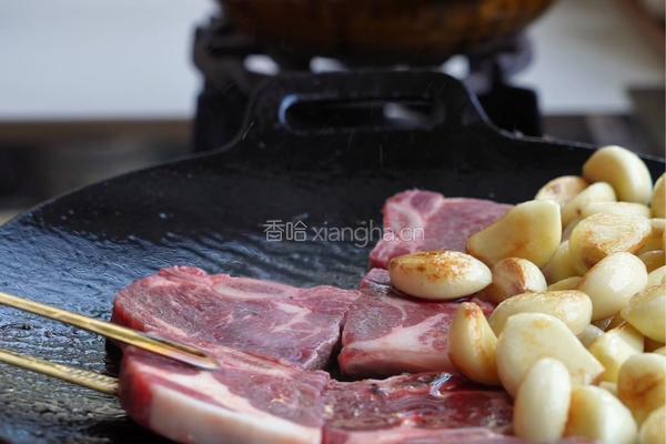 黑松露蒜香牛仔骨的做法图解3