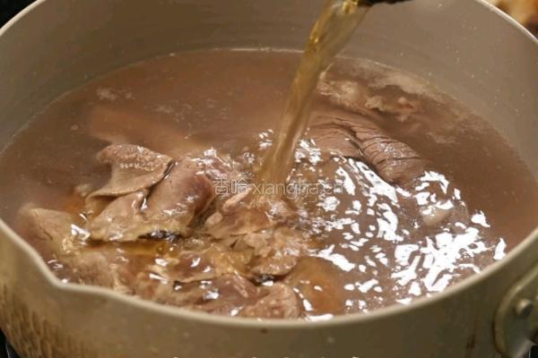 黑松露照烧牛肉三明治的做法图解1