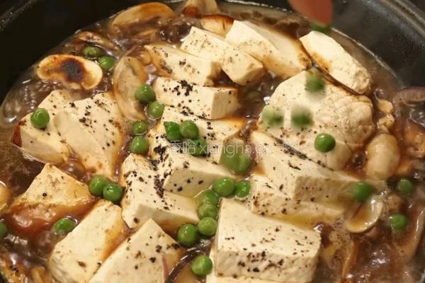 黑松露豆腐煲的做法图解7