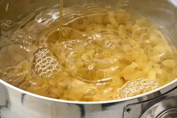 芝士番茄肉酱意面的做法图解1