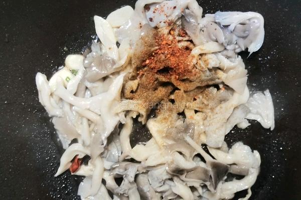 孜然平菇的做法图解5