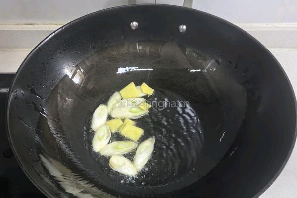 土豆牛腩的做法图解4