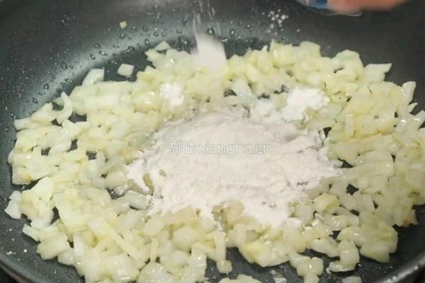 黑松露奶油蘑菇汤的做法图解2