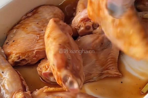 蒜香鸡翅的做法图解3