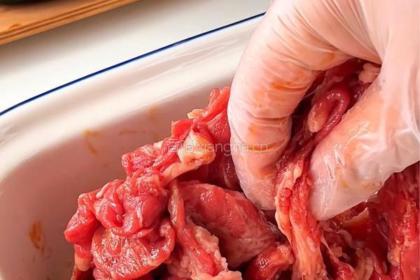 香菜拌牛肉的做法图解2