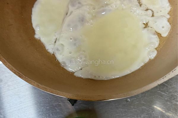 盐葱烘牛肉盖饭的做法图解1