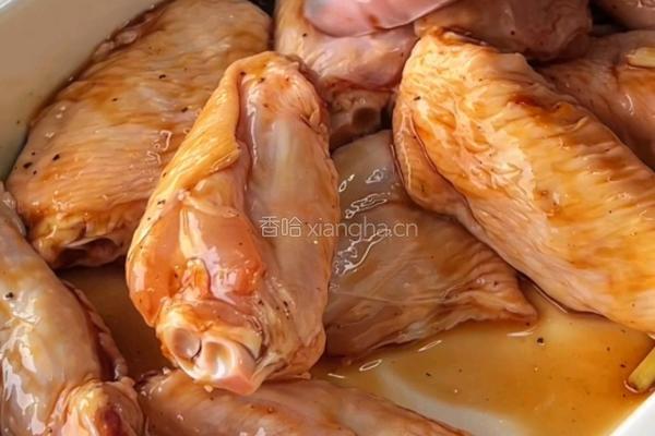 蒜香黄油脆皮鸡翅的做法图解3