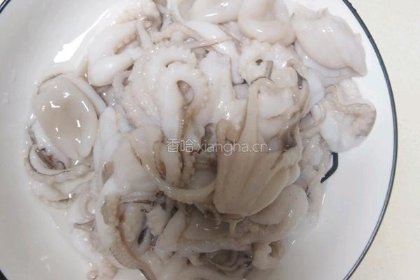 爆炒章鱼的做法图解2