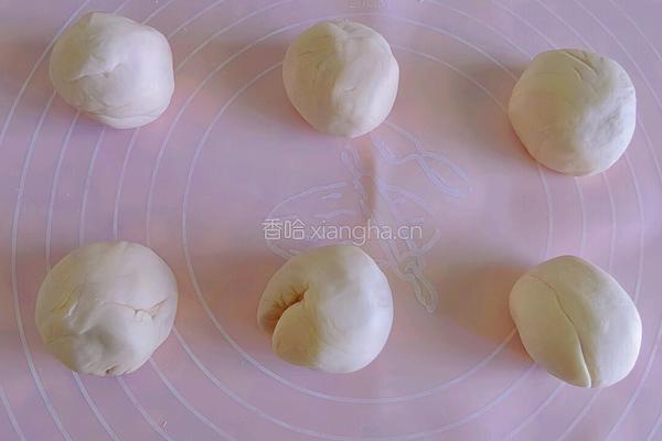 美乐蒂奶黄包的做法图解2