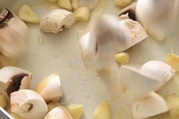 鲜翠三珍炒虾仁的做法图解6