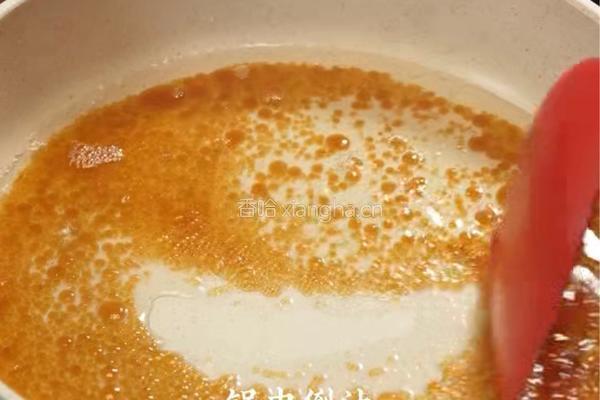 板栗炖排骨的做法图解2
