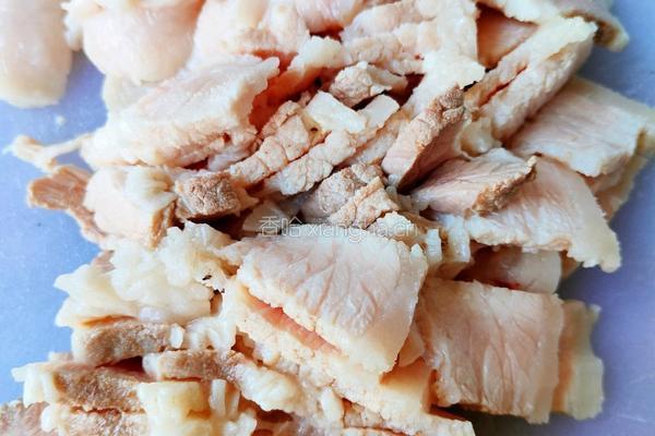 青椒回锅肉的做法图解4