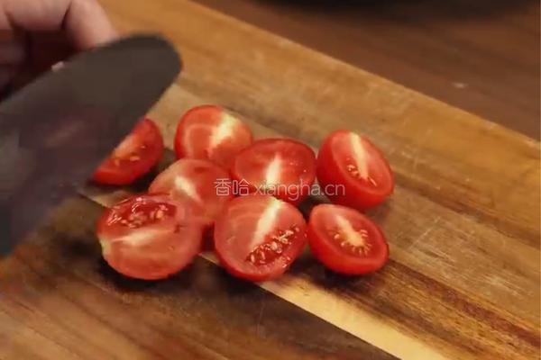 番茄肉酱烘蛋的做法图解1
