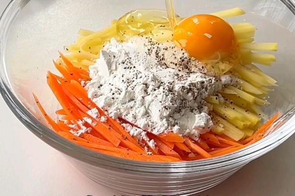 芝士牛肉土豆饼的做法图解1