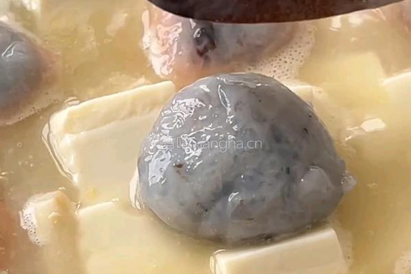 虾滑菌菇汤的做法图解5