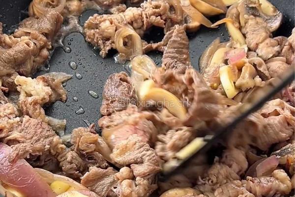 口蘑牛肉三明治的做法图解4