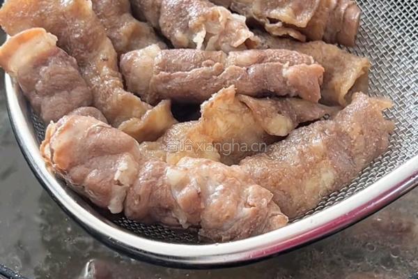 肥牛番茄土豆煲的做法图解2