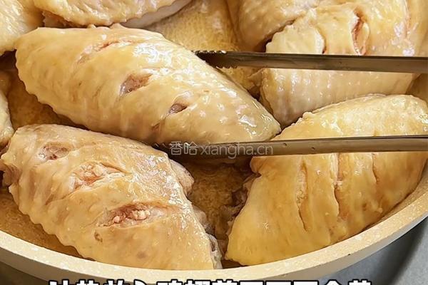可乐鸡翅年糕的做法图解3