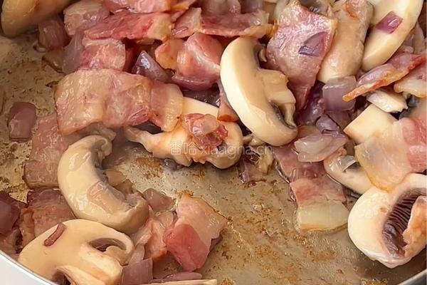 奶油虾滑蘑菇意面的做法图解3