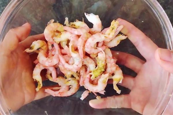 金汤加拿大北极虾饺的做法图解1